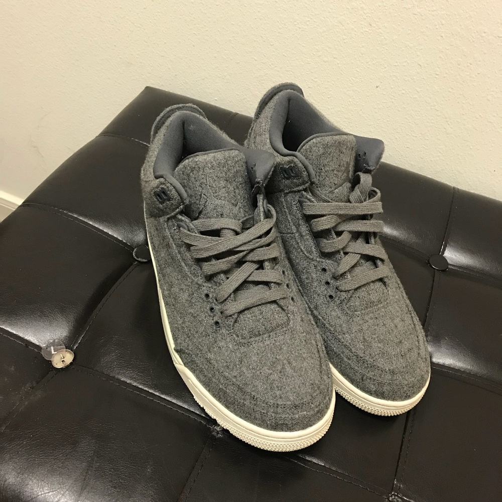 Jordan 3s